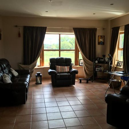 Annies Meadow. Villa Knock  Ngoại thất bức ảnh