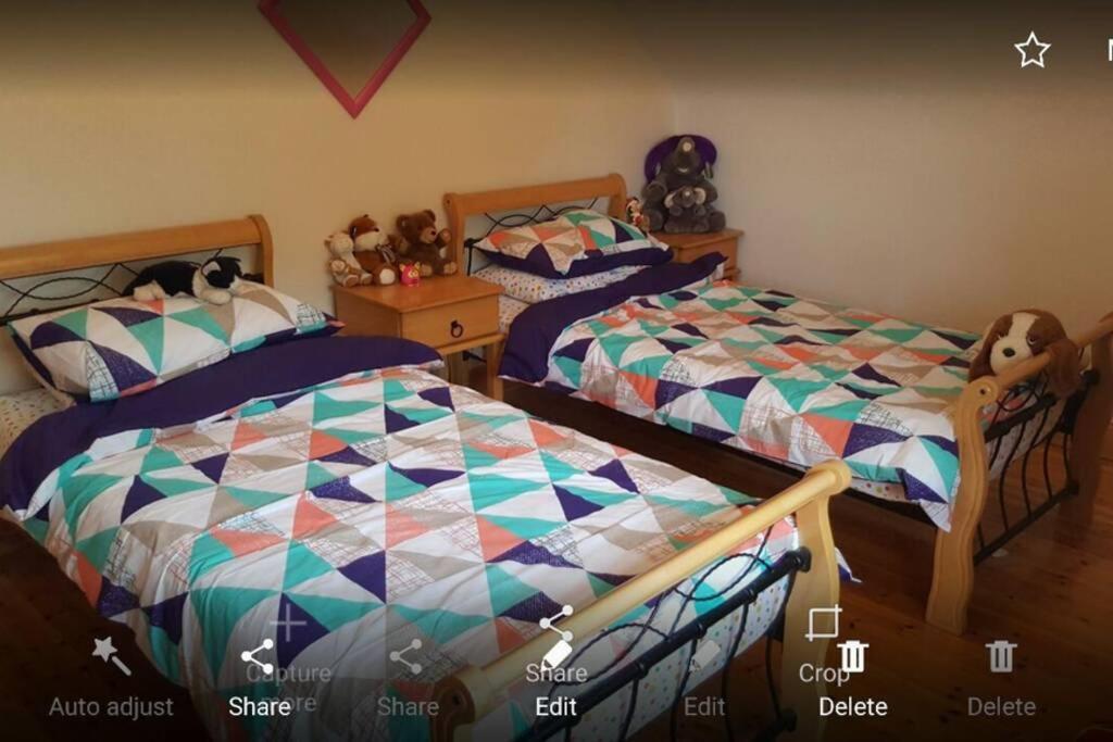 Annies Meadow. Villa Knock  Ngoại thất bức ảnh